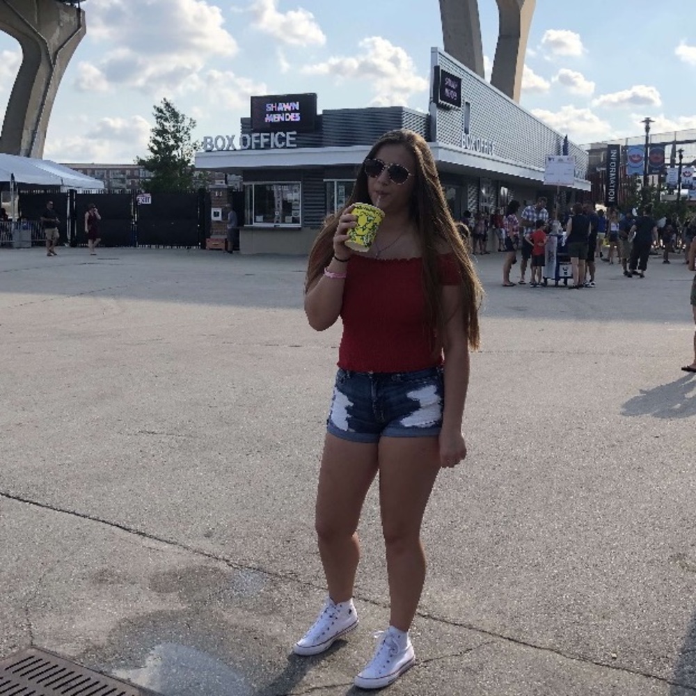 Meet your Posher, Megan